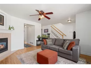 Photo #4: 8046526 Listing