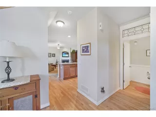 Photo #5: 8047426 Listing