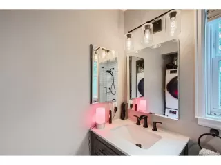 Photo #5: 8050237 Listing 