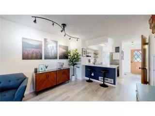 Photo #6: 8056374 Listing 