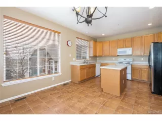 Photo #5: 8056514 Listing