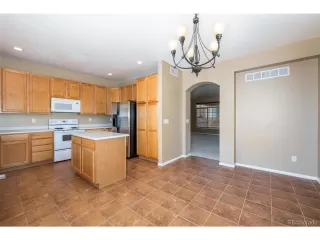 Photo #6: 8056514 Listing