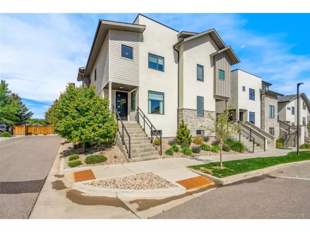 MLS: 8064962 Condo For Sale