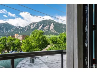 Photo #6: 8066977 Listing 