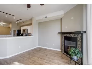 Photo #5: 8069354 Listing