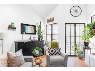 Photo #2: 8088400 Listing 