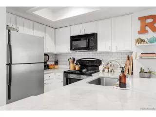 Photo #4: 8088400 Listing 