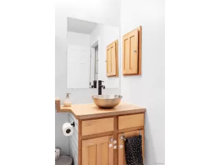 Photo #6: 8088400 Listing 