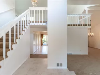 Photo #5: 8101577 Listing