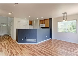 Photo #3: 8120435 Listing 