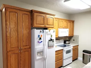 Photo #5: 8126927 Listing