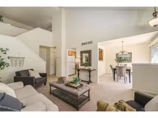 Photo #3: 8127877 Listing