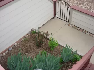 Photo #2: 8129099 Listing