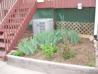 Photo #3: 8129099 Listing