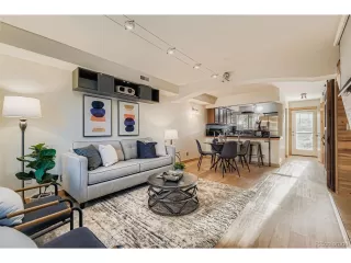 Photo #5: 8129735 Listing 