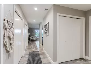 Photo #1: 8132903 Listing 