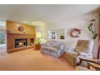 Photo #2: 8160296 Listing