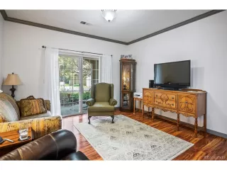 Photo #5: 8162778 Listing