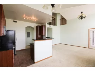 Photo #5: 8173107 Listing