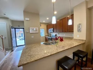 Photo #2: 8177797 Listing