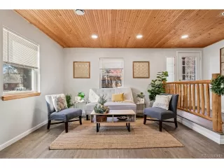 Photo #5: 8182785 Listing 