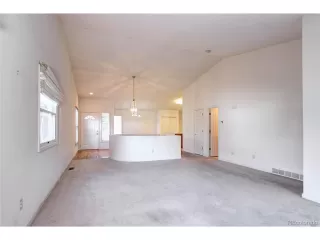 Photo #4: 8198331 Listing