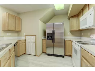 Photo #4: 8206712 Listing