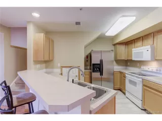 Photo #5: 8206712 Listing