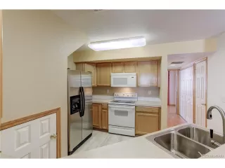 Photo #6: 8206712 Listing