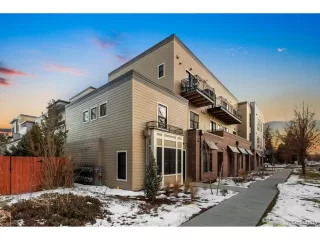 Photo #1: 8210330 Listing