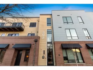 Photo #3: 8210330 Listing