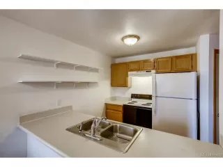 Photo #5: 8218377 Listing