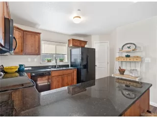 Photo #5: 8254460 Listing