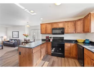 Photo #6: 8254460 Listing