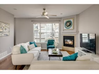 Photo #6: 8284456 Listing