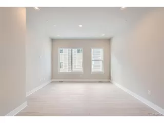 Photo #6: 8301555 Listing