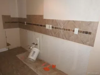 Photo #5: 8313815 Listing