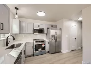 Photo #6: 8314581 Listing