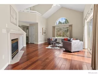 Photo #6: 8316976 Listing