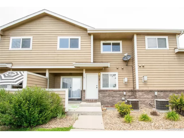 MLS: 8324291 Condo For Sale