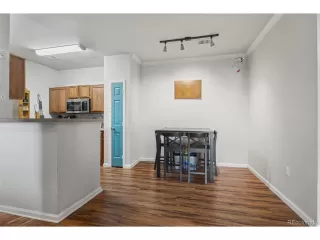 Photo #5: 8361962 Listing