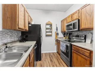 Photo #6: 8361962 Listing