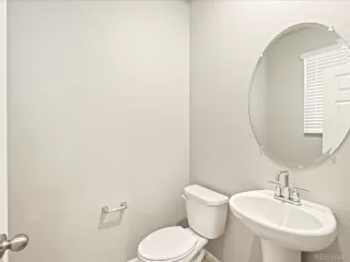 Photo #4: 8365095 Listing