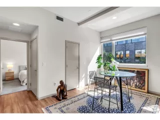 Photo #6: 8369180 Listing 