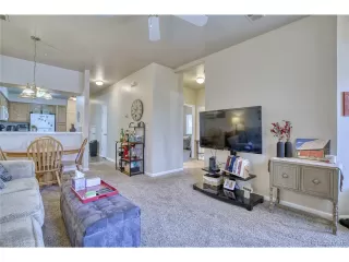 Photo #4: 8370607 Listing