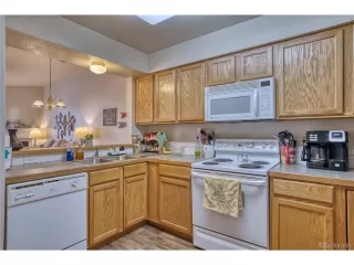 Photo #5: 8370607 Listing