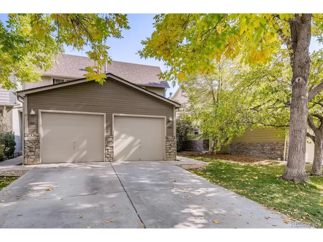 MLS: 8372612 Condo For Sale