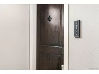 Photo #5: 8373115 Listing