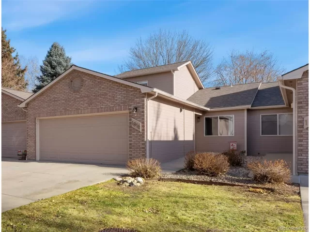 MLS: 8409093 Condo For Sale