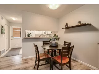 Photo #4: 8433731 Listing